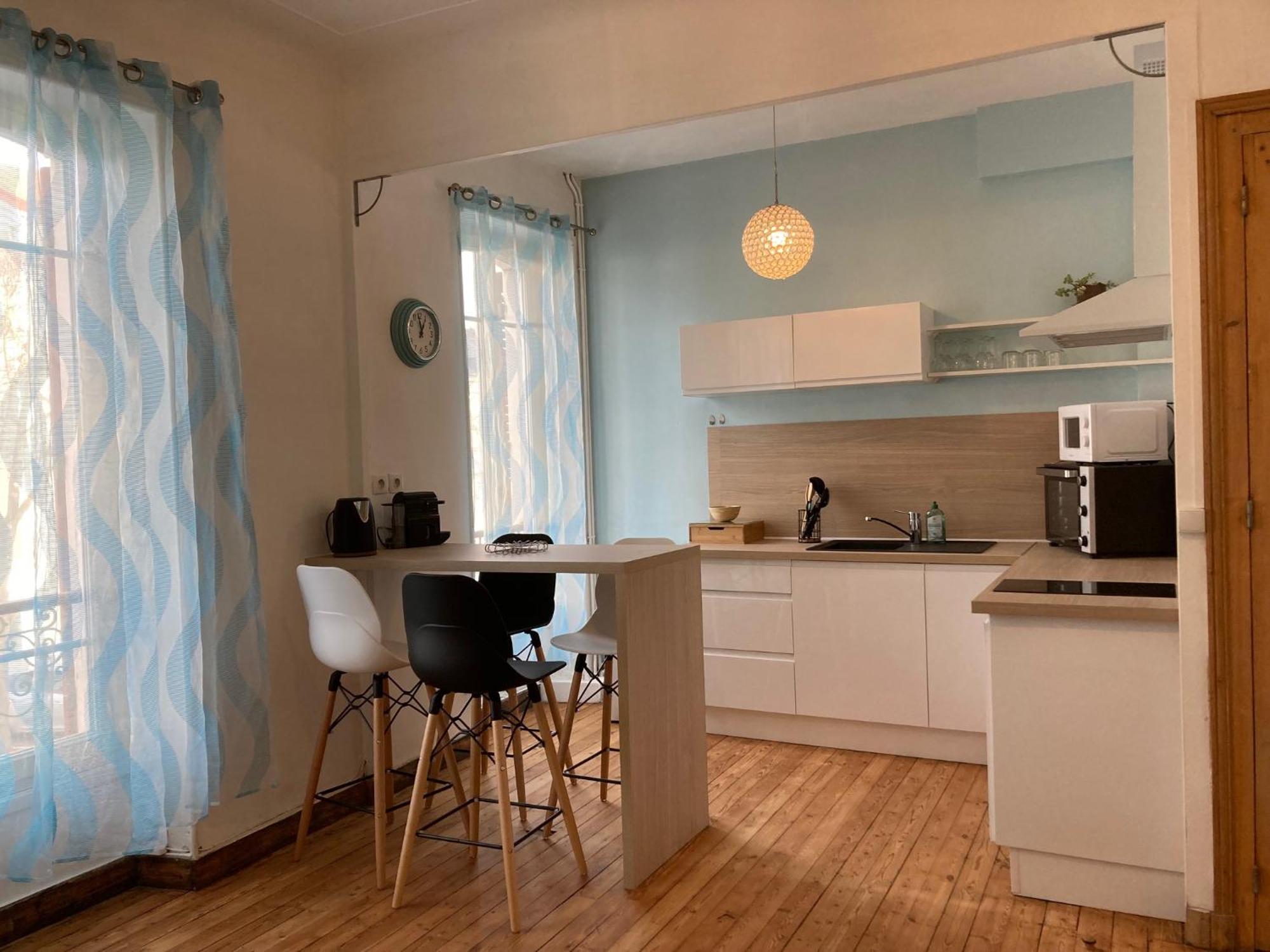 Proche Centre/gare Apartment